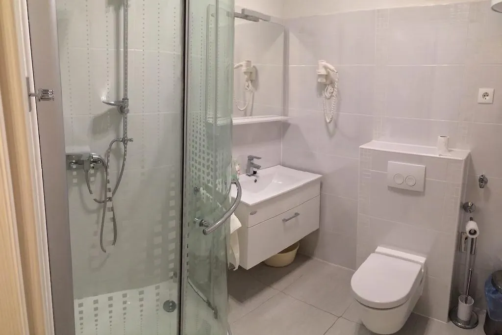 Apartments Ana 트로기르