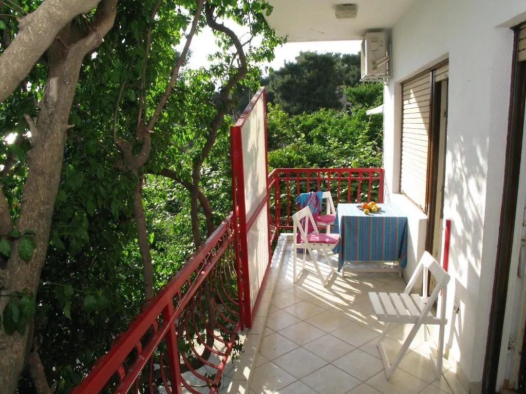 Apartments Ana 트로기르