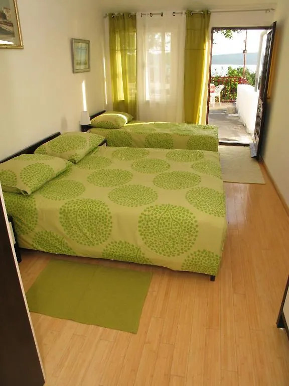 Apartments Ana 트로기르